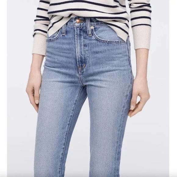 J.CREW Point Sur Rigid Kickout Crop Jean Sailor Blue Wash Size 24 100% cotton. - Picture 15 of 16